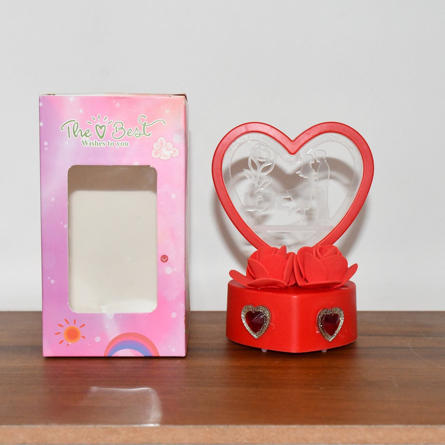 Heart-Shaped Love Couple Decorative Showpiece (1 Pc)
