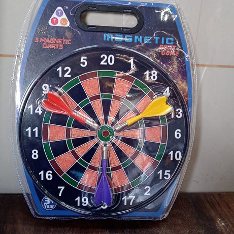 Classic Magnetic Dartboard Game Set