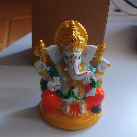 Lord Ganesha Idol / Ganpati Statue / Ganpatii Bappa Showpiece for Gifts (1 Pc)