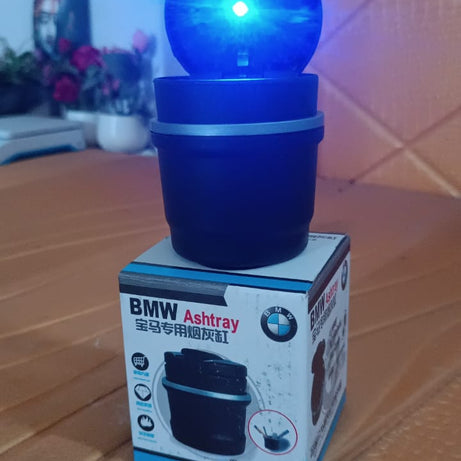 Portable Car Ashtray with Lid and Blue LED Light (1 Pc / With Color Box)