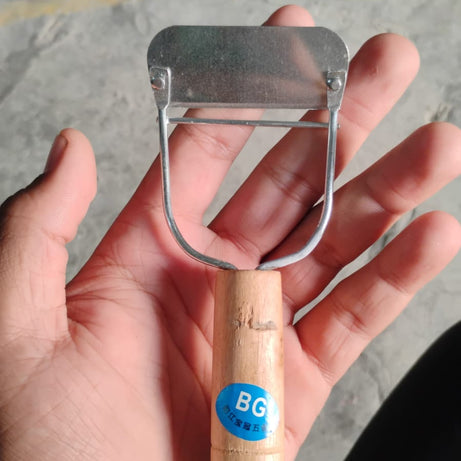 Wooden Handle Metal Vegetable Cutter, Peeler, Slicer (1 Pc / B Grade)