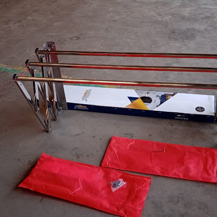 Stainless Steel Wall-Mounted Folding Clothes Drying Rack